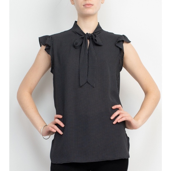 4/$19 NWT Counterparts ‘Deep Coral’ pink floral tie flutter sleeve crepe top - Picture 8 of 10